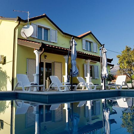 Vila Relax House Nizic Drazice Exteriér fotografie