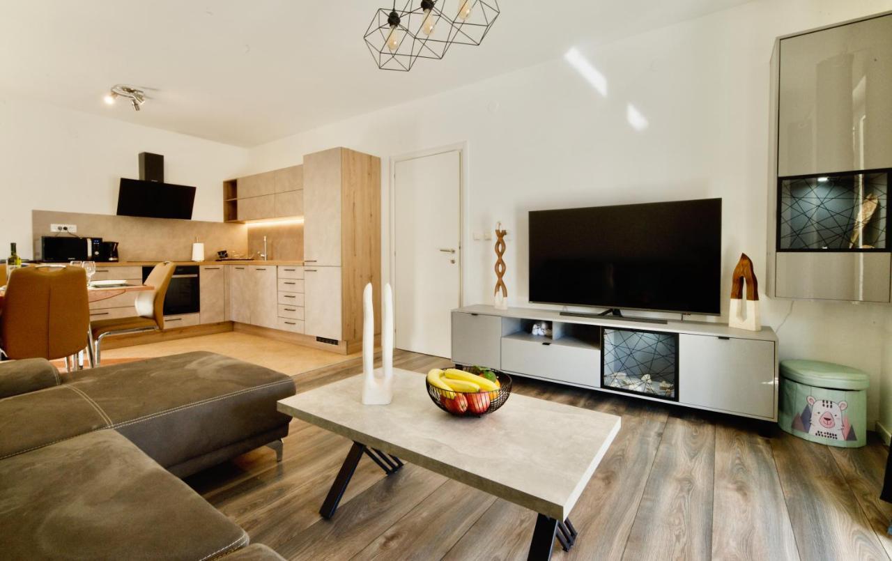 Vila Relax House Nizic Drazice Exteriér fotografie