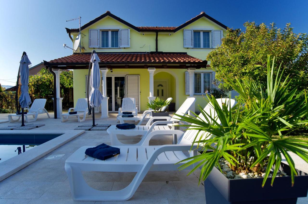 Vila Relax House Nizic Drazice Exteriér fotografie