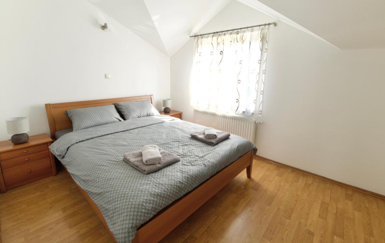 Vila Relax House Nizic Drazice Exteriér fotografie