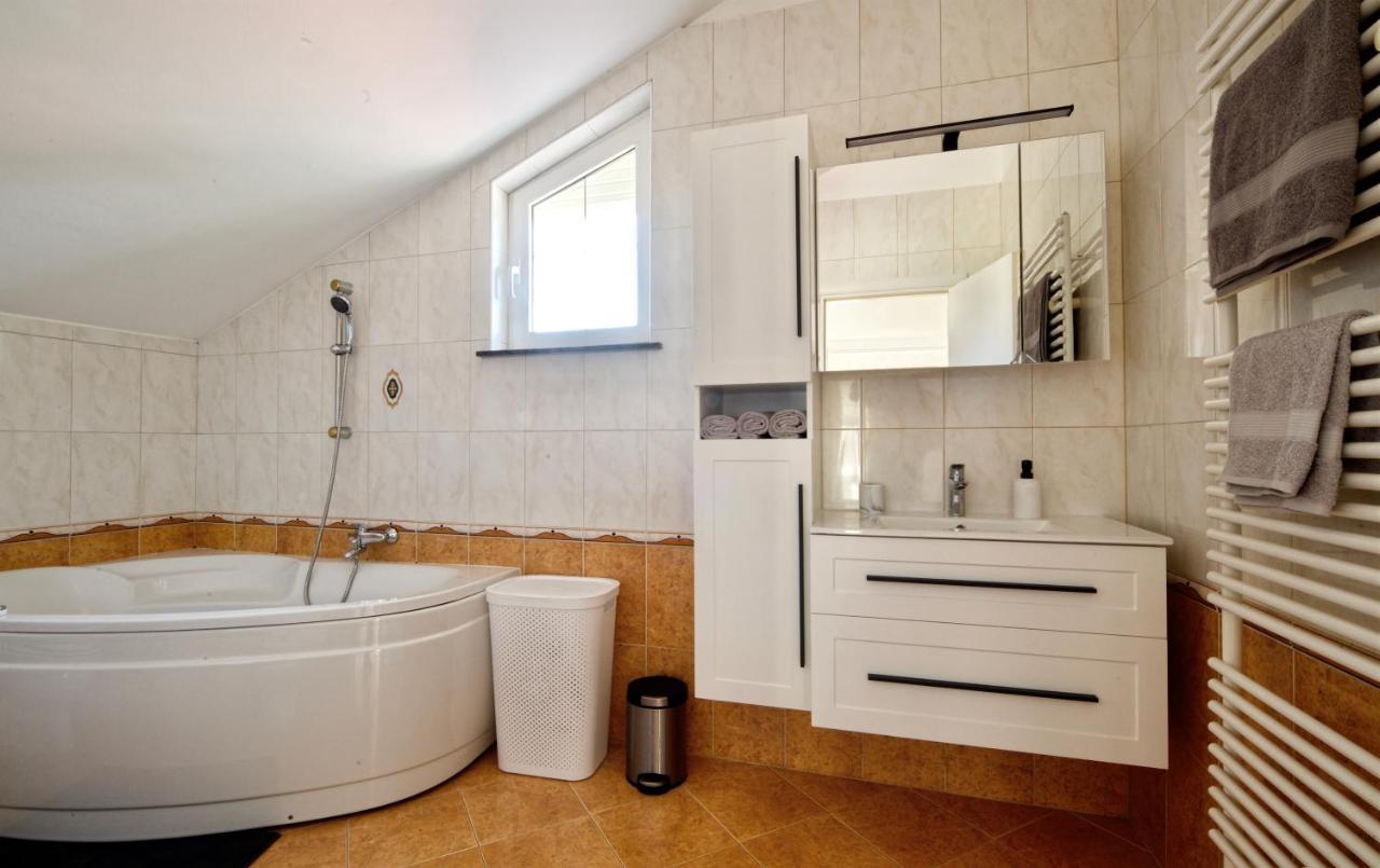 Vila Relax House Nizic Drazice Exteriér fotografie