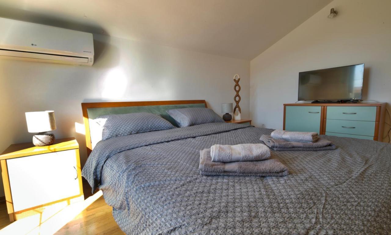 Vila Relax House Nizic Drazice Exteriér fotografie