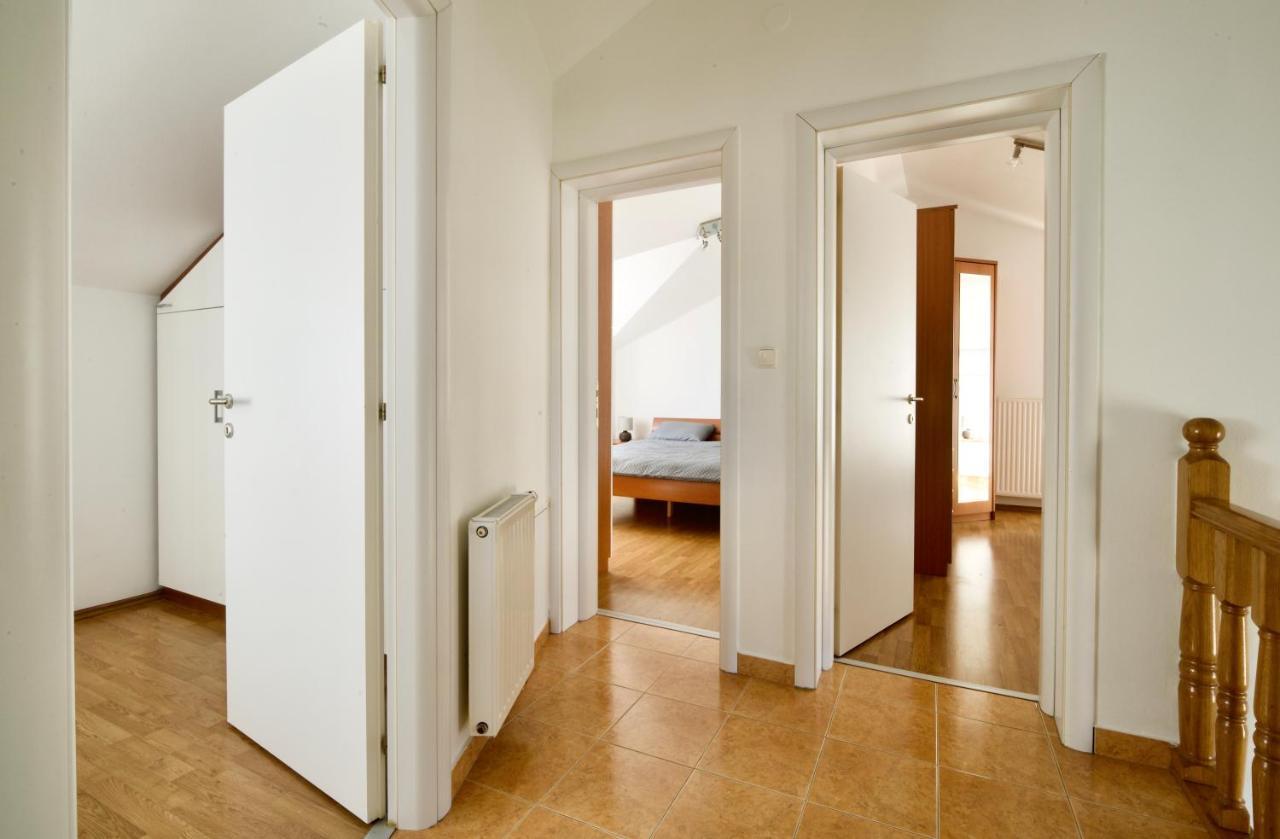 Vila Relax House Nizic Drazice Exteriér fotografie