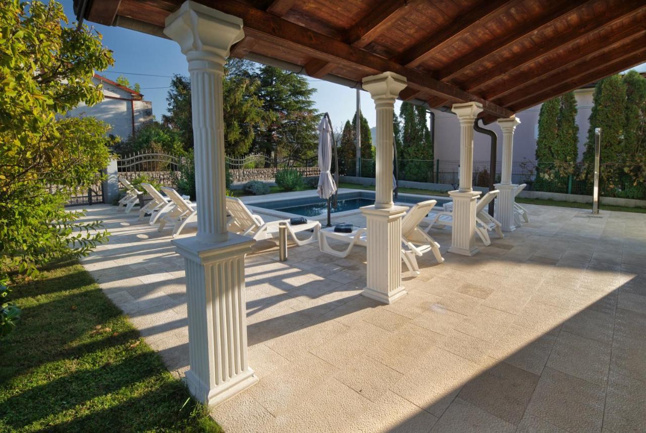 Vila Relax House Nizic Drazice Exteriér fotografie